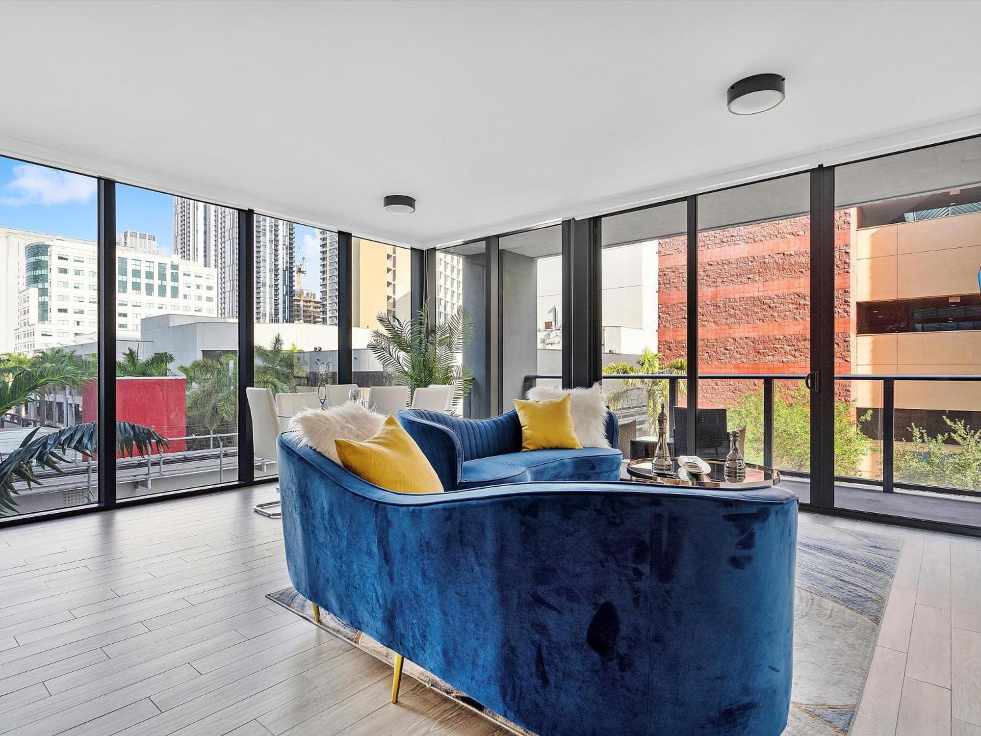 Vacaywood - High-rise With Rooftop Pool & Panoramic Views Apartment