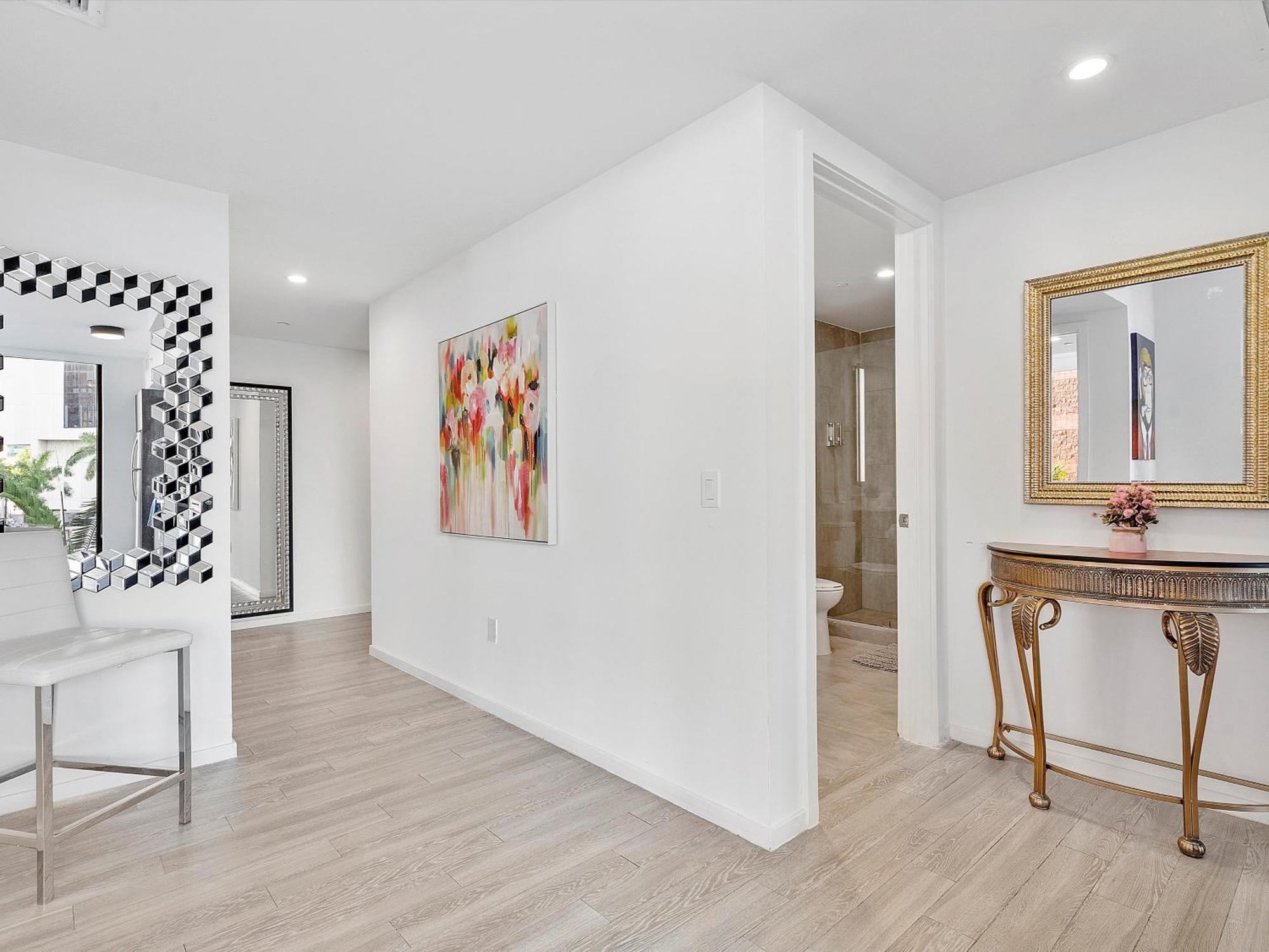 Vacaywood - High-rise With Rooftop Pool & Panoramic Views Apartment *