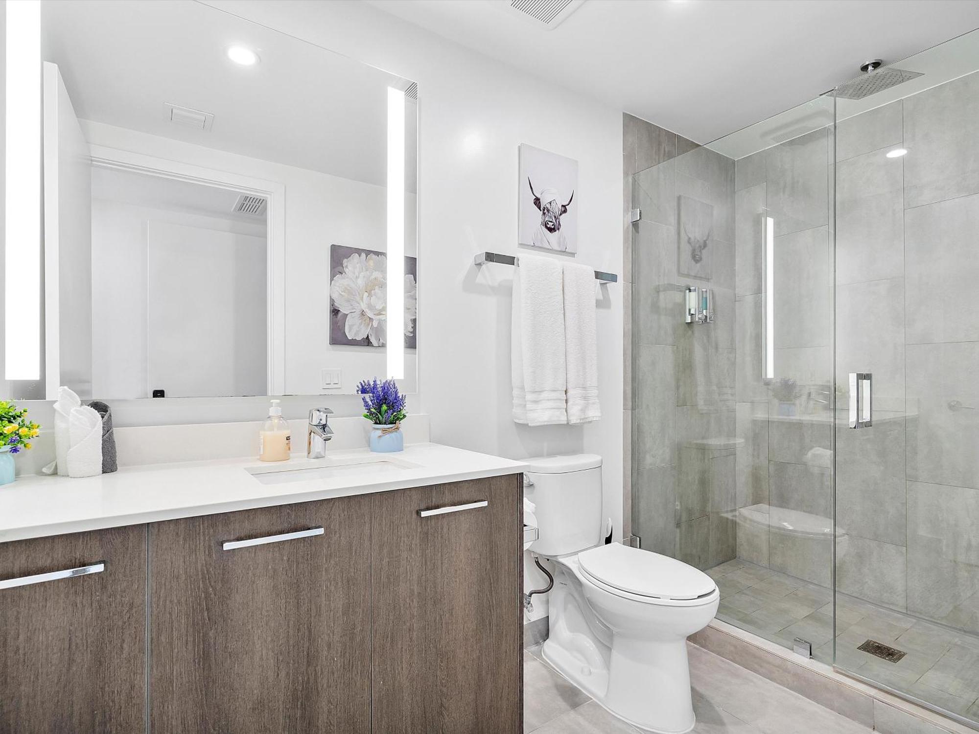 Vacaywood - High-rise With Rooftop Pool & Panoramic Views Apartment
