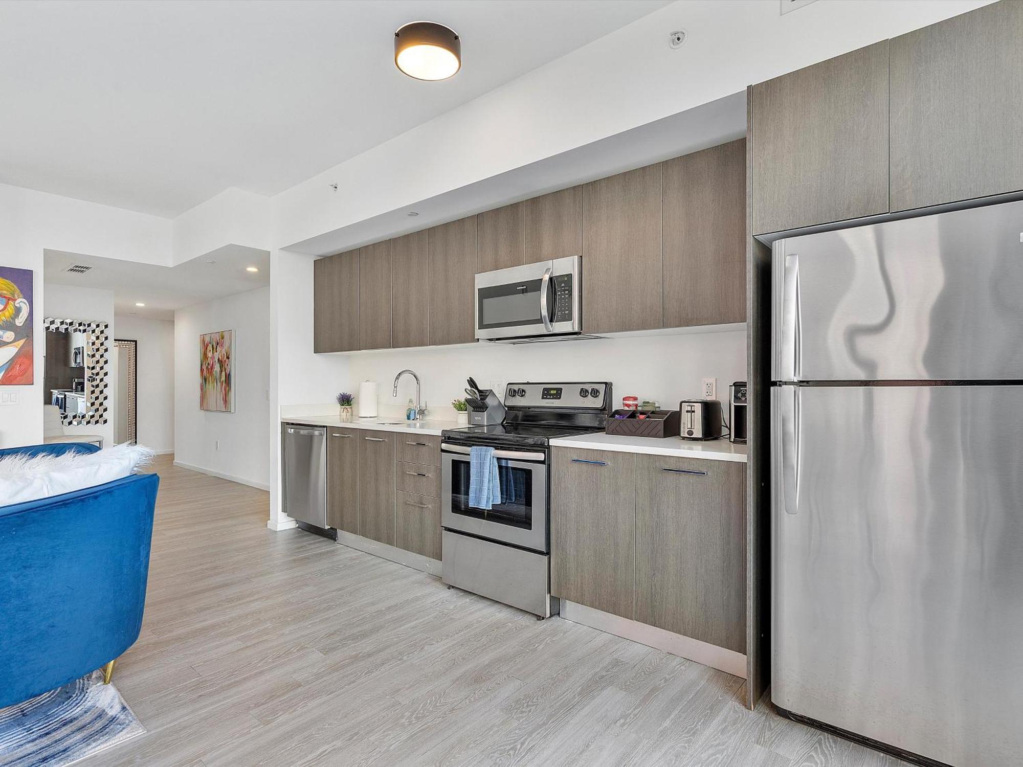 Vacaywood - High-rise With Rooftop Pool & Panoramic Views Apartment *
