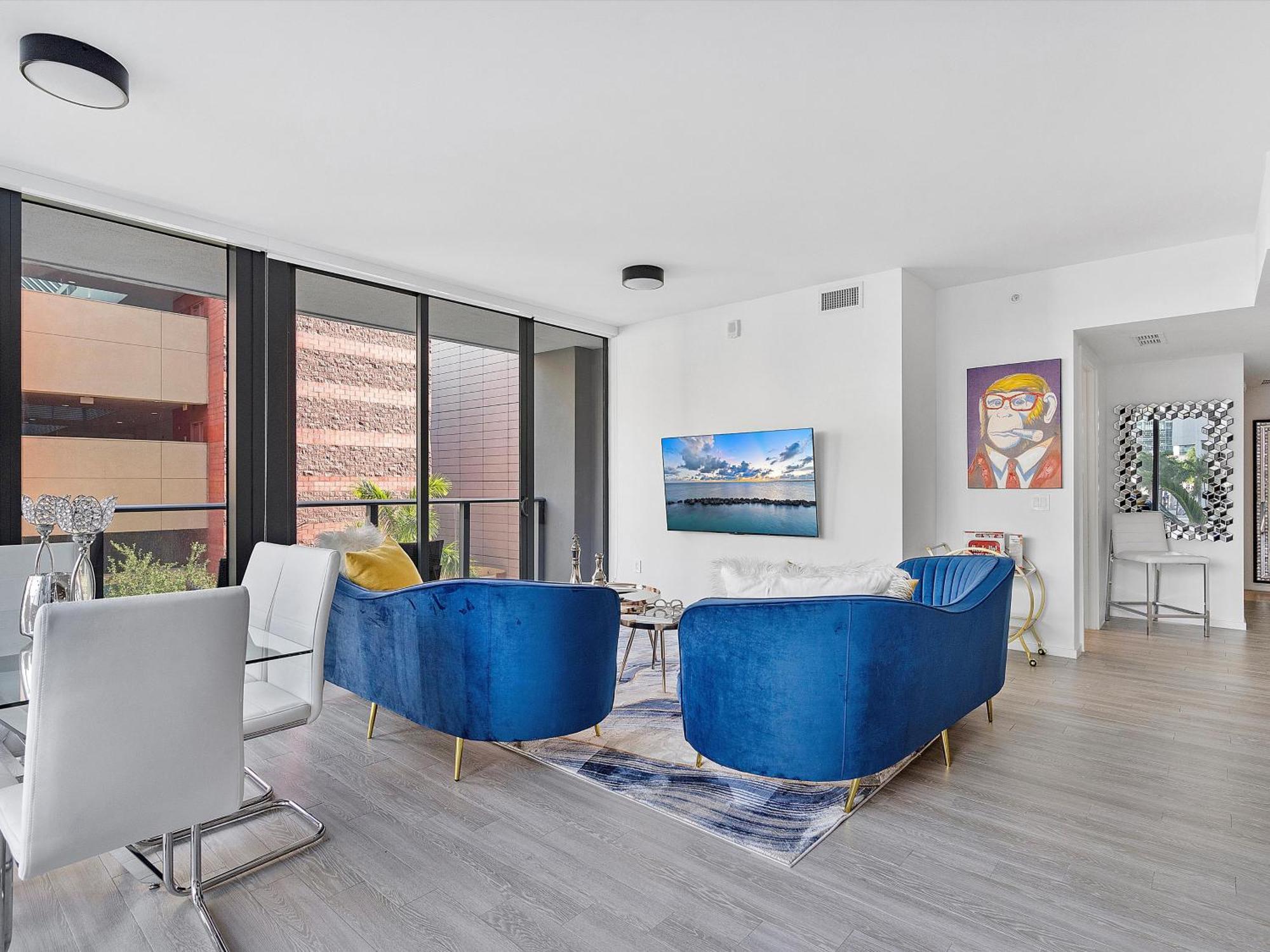Apartment Vacaywood - High-rise With Rooftop Pool & Panoramic Views
